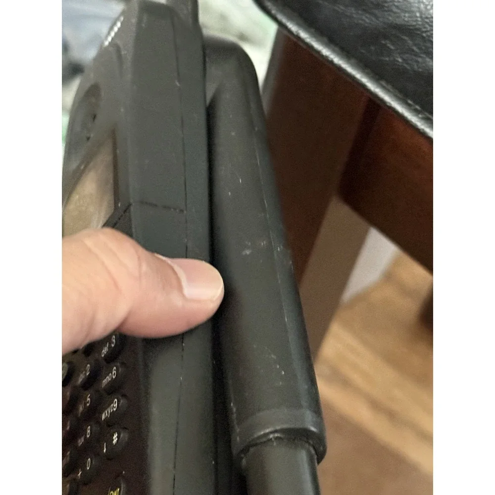 Qualcomm Globalstar GSP-1600 Handheld Tri-Mode Portable Satellite‎ Phone